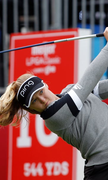 Henderson wins Meijer LPGA to break Canadian victory record